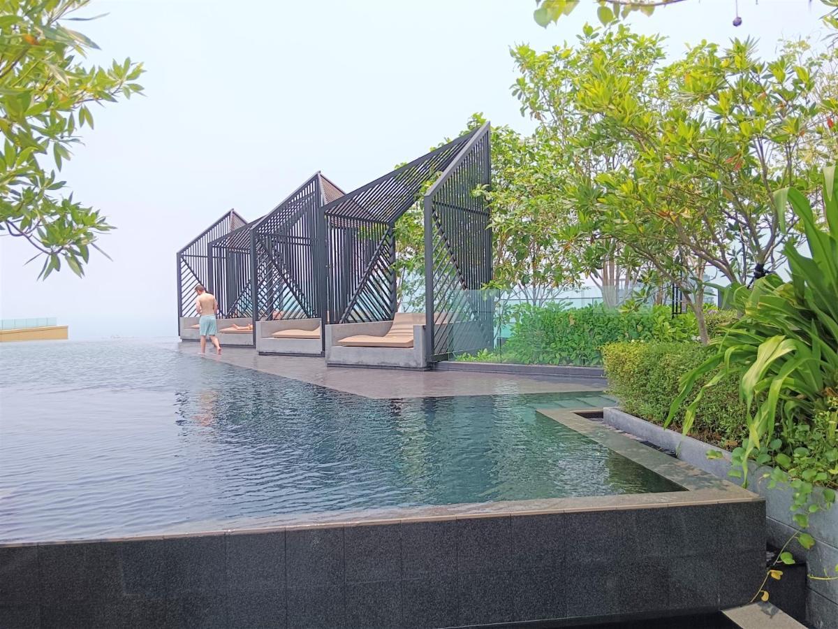 Edge Central Lux Pattaya